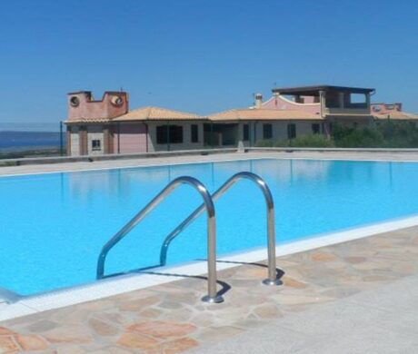 Rezydencja dla surferów z  basenem, Porto Botte