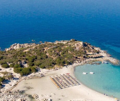 Najpiękniejsze rejsy jachtami na południu Sardynii 