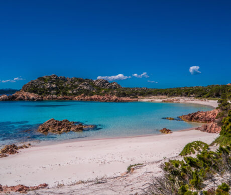 Wakacje na Sardynii bez stresu – jak zaplanować wyjazd z wyprzedzeniem